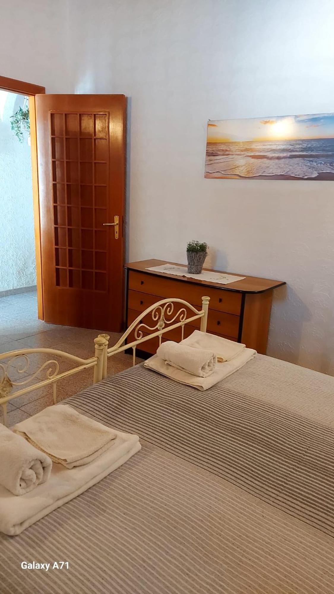 הוילה Cava dʼAliga Casa Fronte Mare Puro Relax מראה חיצוני תמונה