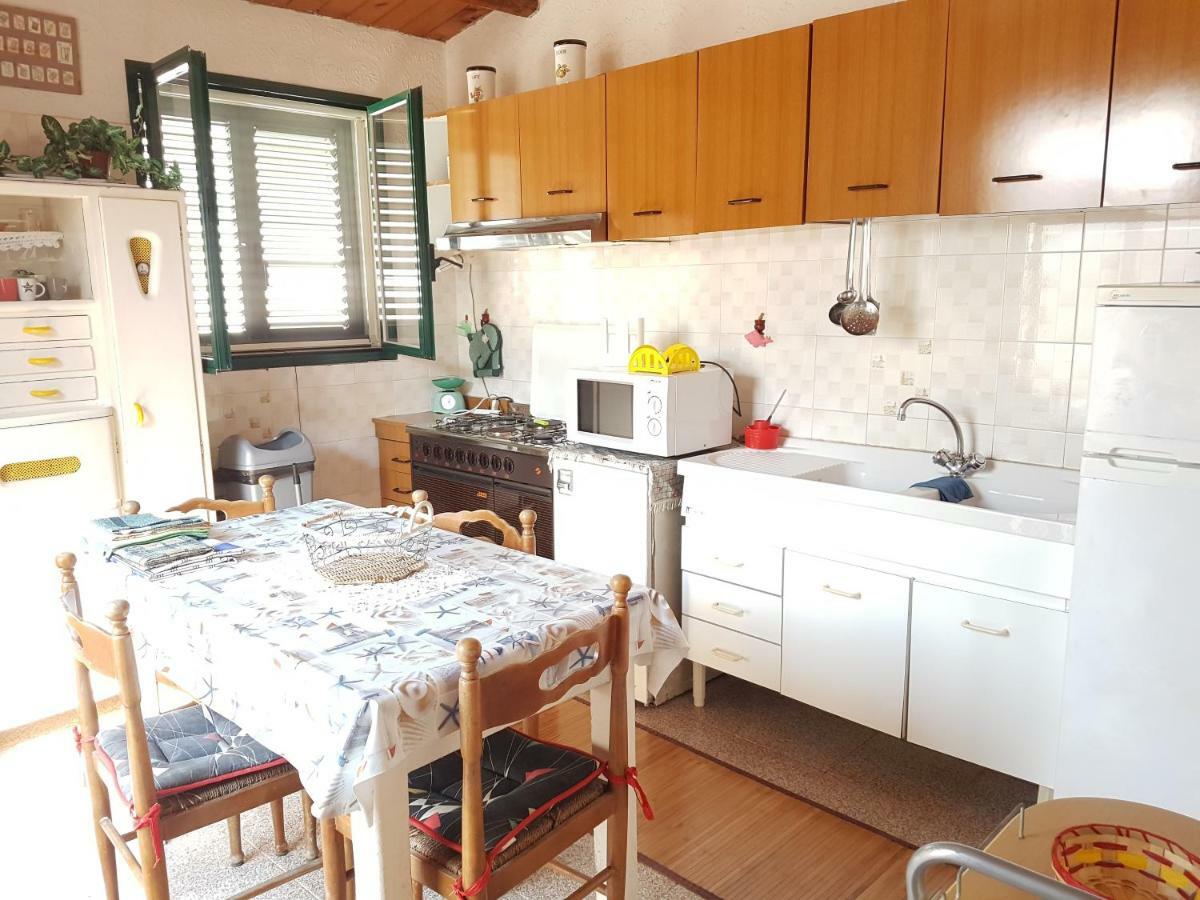 הוילה Cava dʼAliga Casa Fronte Mare Puro Relax מראה חיצוני תמונה