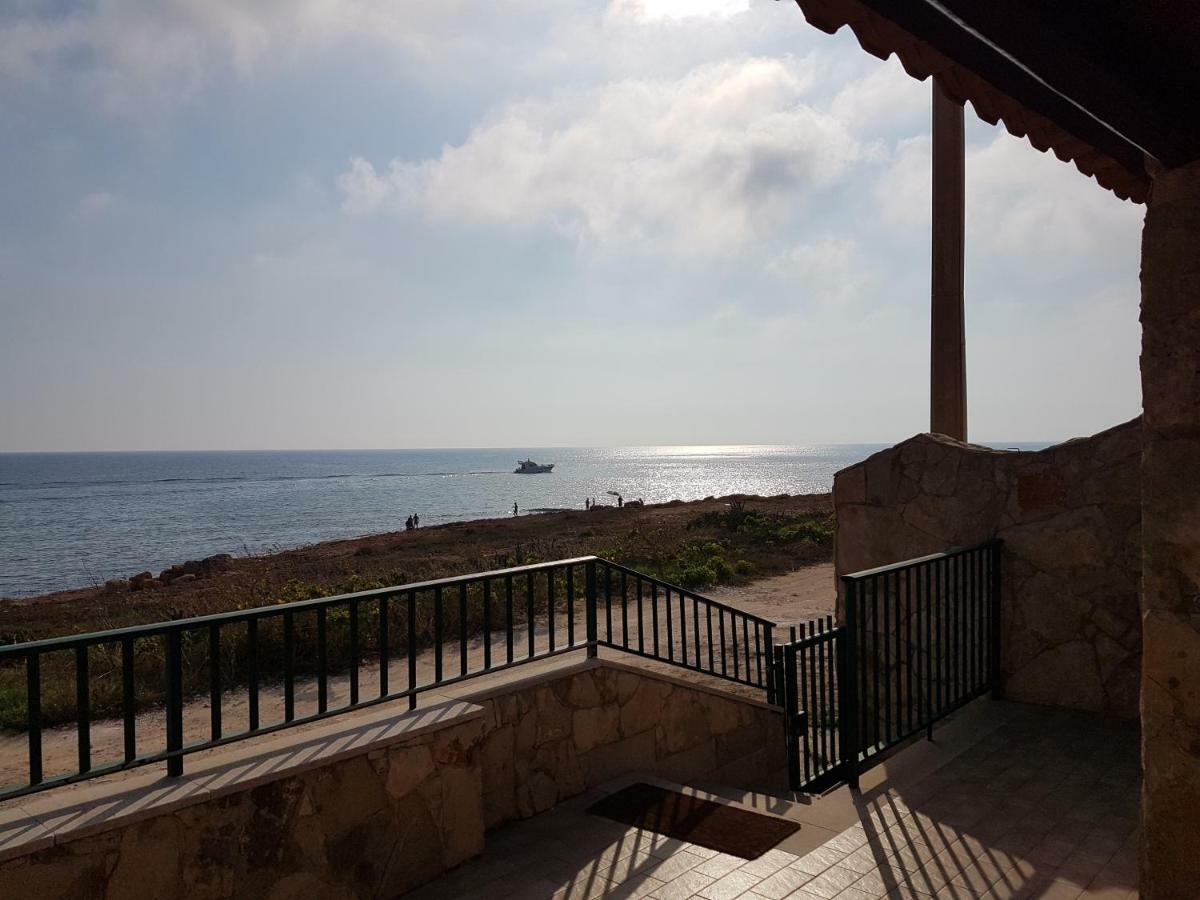 הוילה Cava dʼAliga Casa Fronte Mare Puro Relax מראה חיצוני תמונה